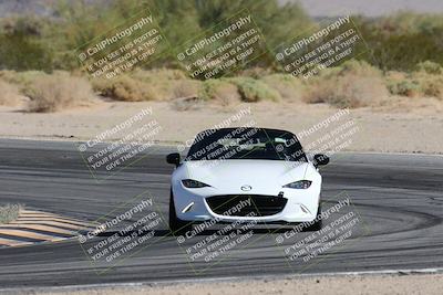 media/Oct-24-2025-Doghouse Garage (Fri) [[783d2ff07a]]/3-Intermediate/Session 2 (Turn 10)/